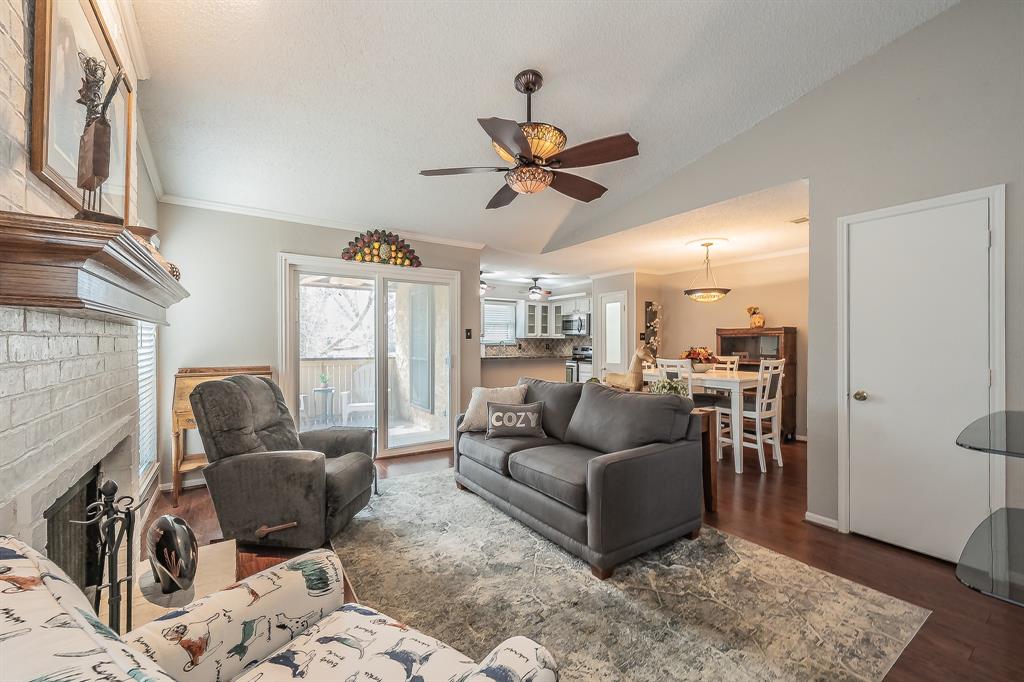 1200 Harwell Drive 1920