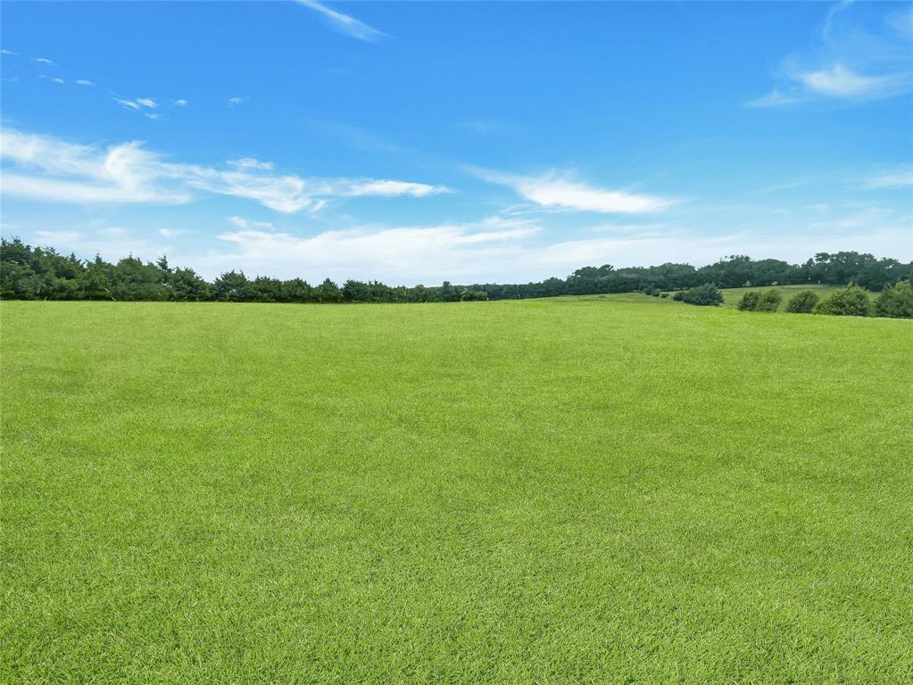 10468 County Road 493