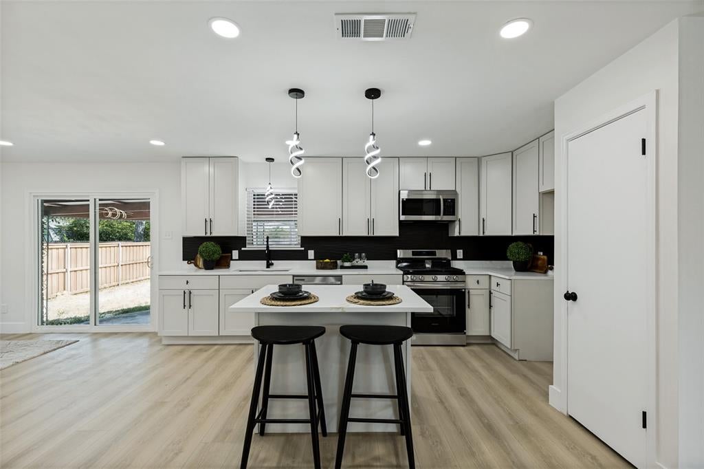 2553 Dorrington Drive