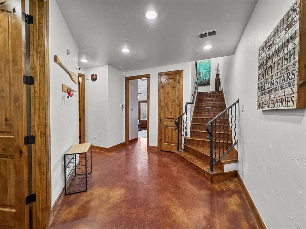 1027 Chapel Ridge Road