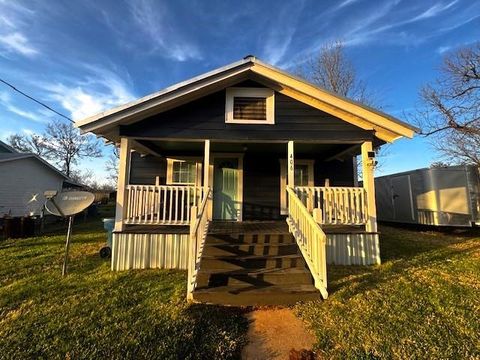 406 E Main Street Wortham TX 76693