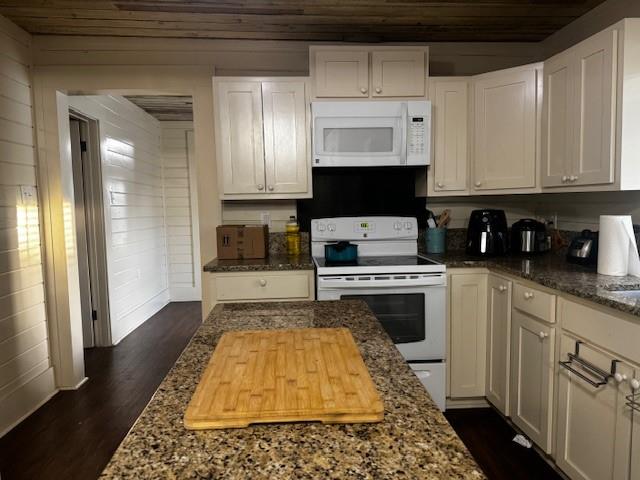 F D Wright Wortham - Residential