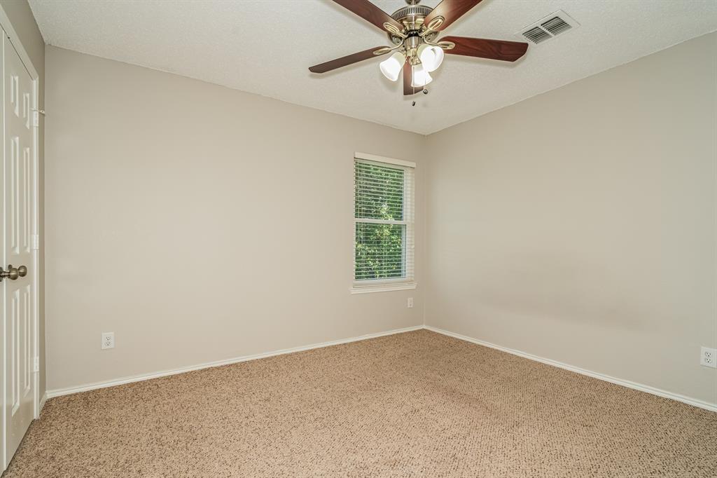 Meadows Of Roanoke Ph I - Residential Lease