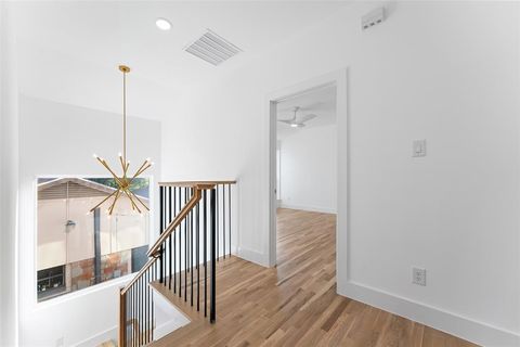 Tiny photo for 2313 S Vernon Avenue, Dallas, TX 75224 (MLS # 21101682)