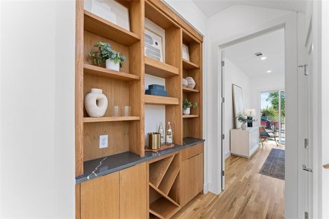 Tiny photo for 2313 S Vernon Avenue, Dallas, TX 75224 (MLS # 21101682)