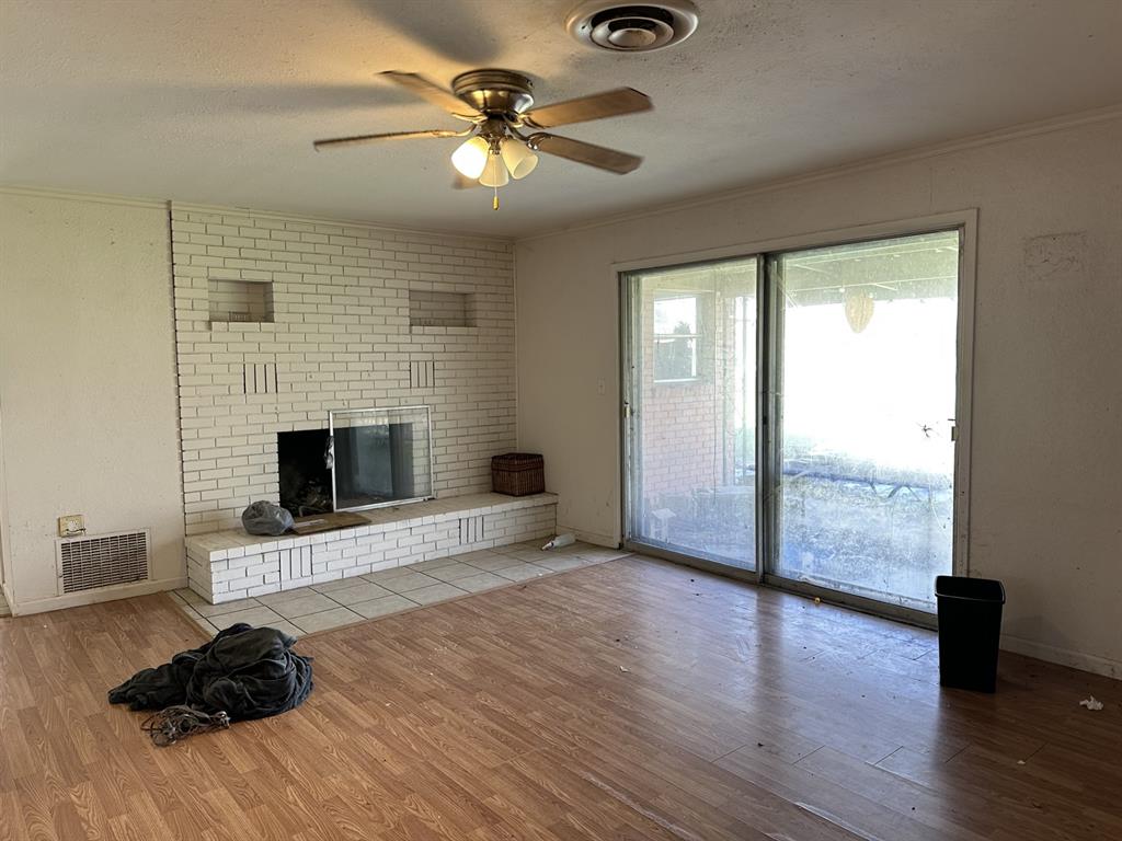 609 Walnut Street