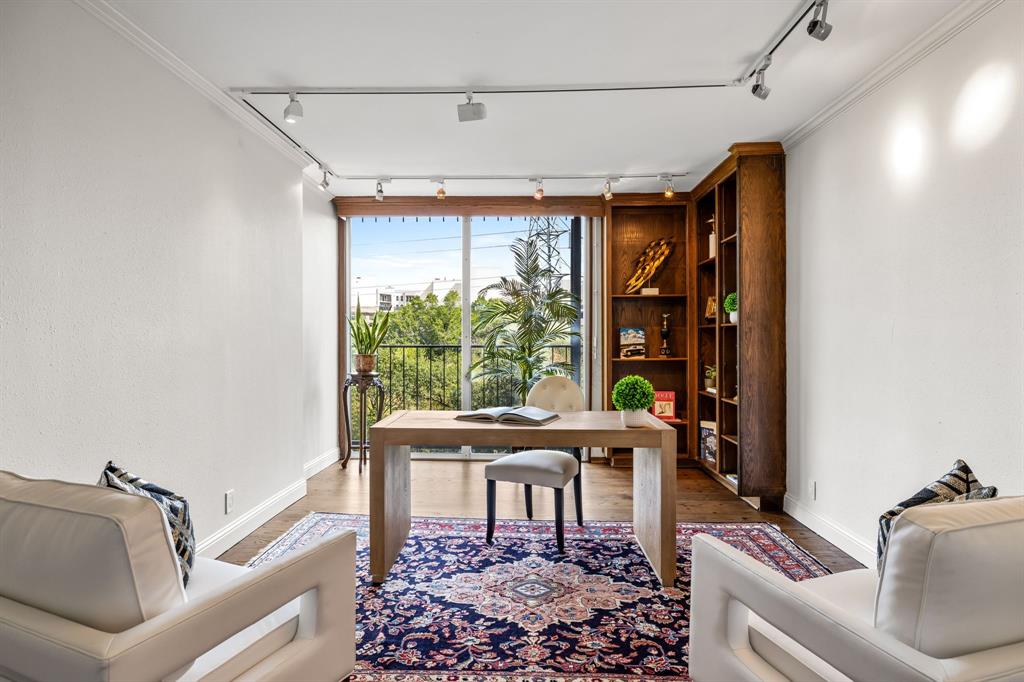 Park Towers Condo - Residential