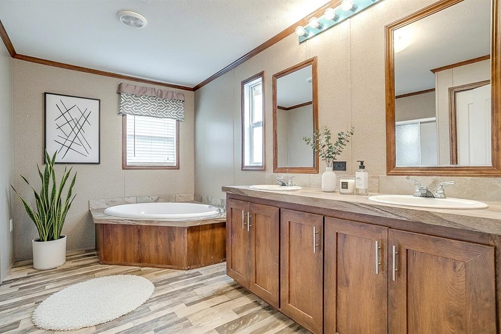 Lake Granbury Estates - Residential