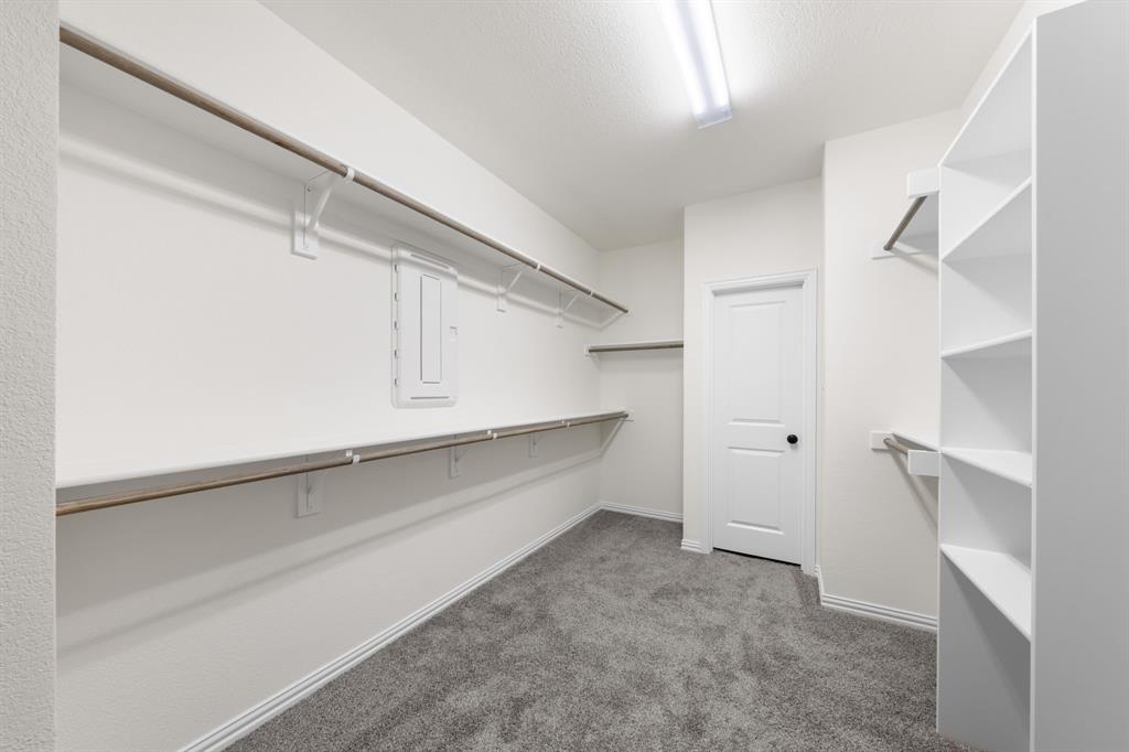 Thunder Ridge - Residential