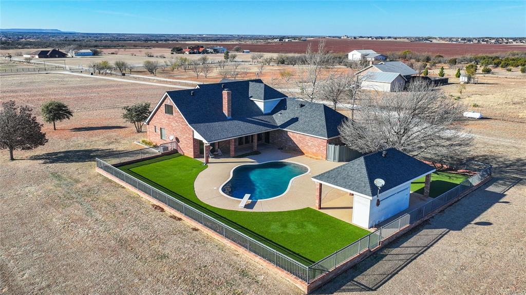 WM E VAUGHN - Residential