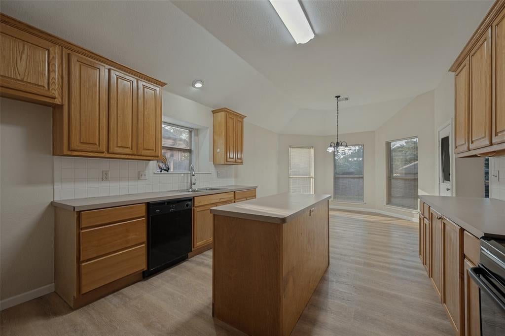 3724 Longstraw Drive