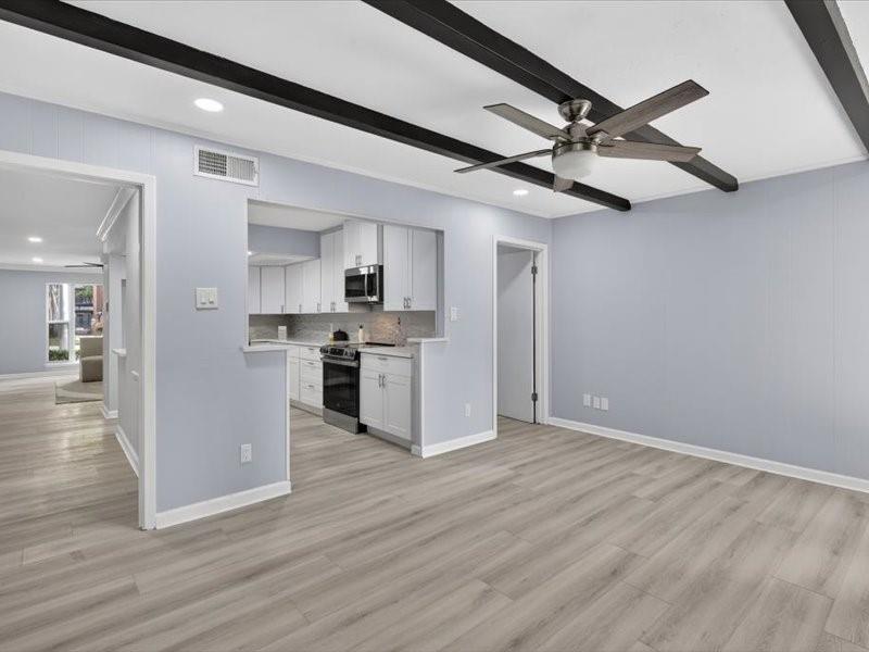 University Place Condo - Residential