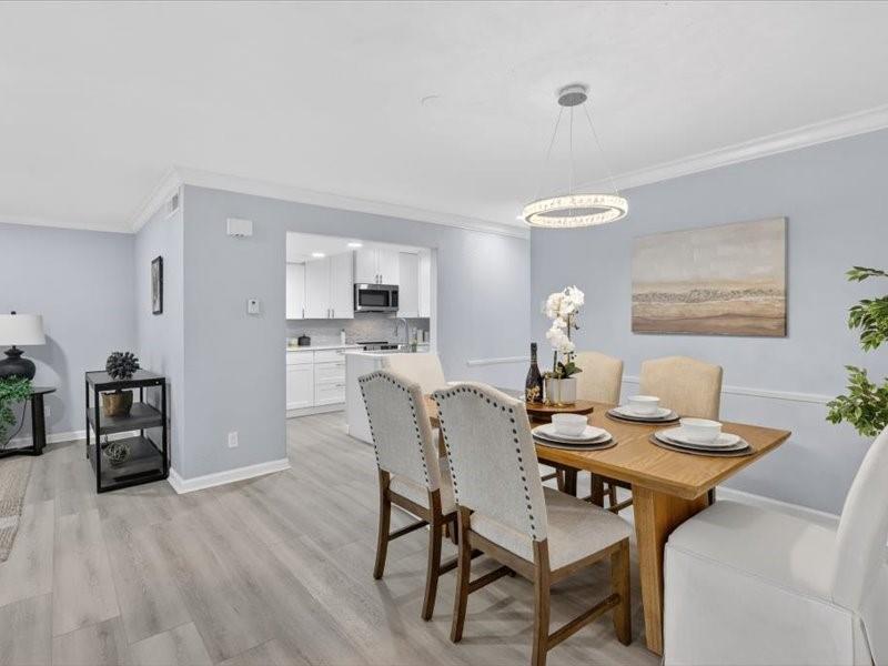 University Place Condo - Residential
