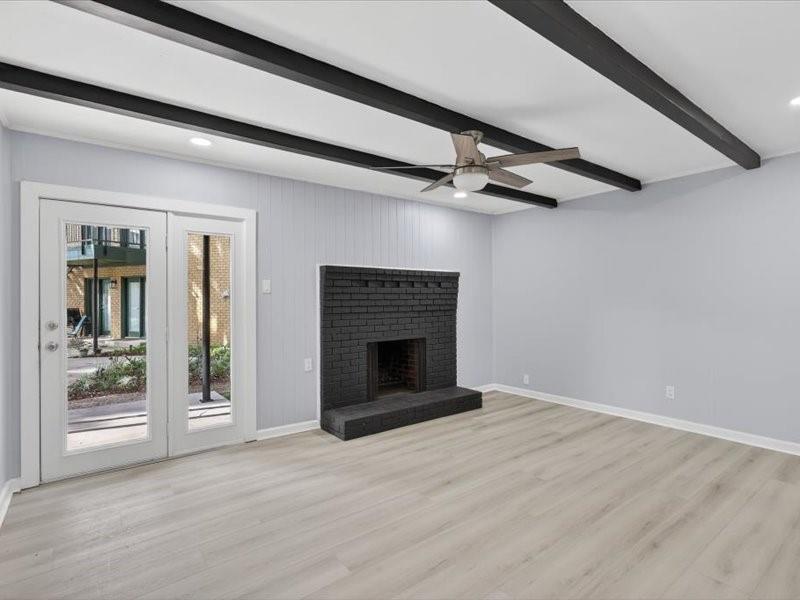 University Place Condo - Residential