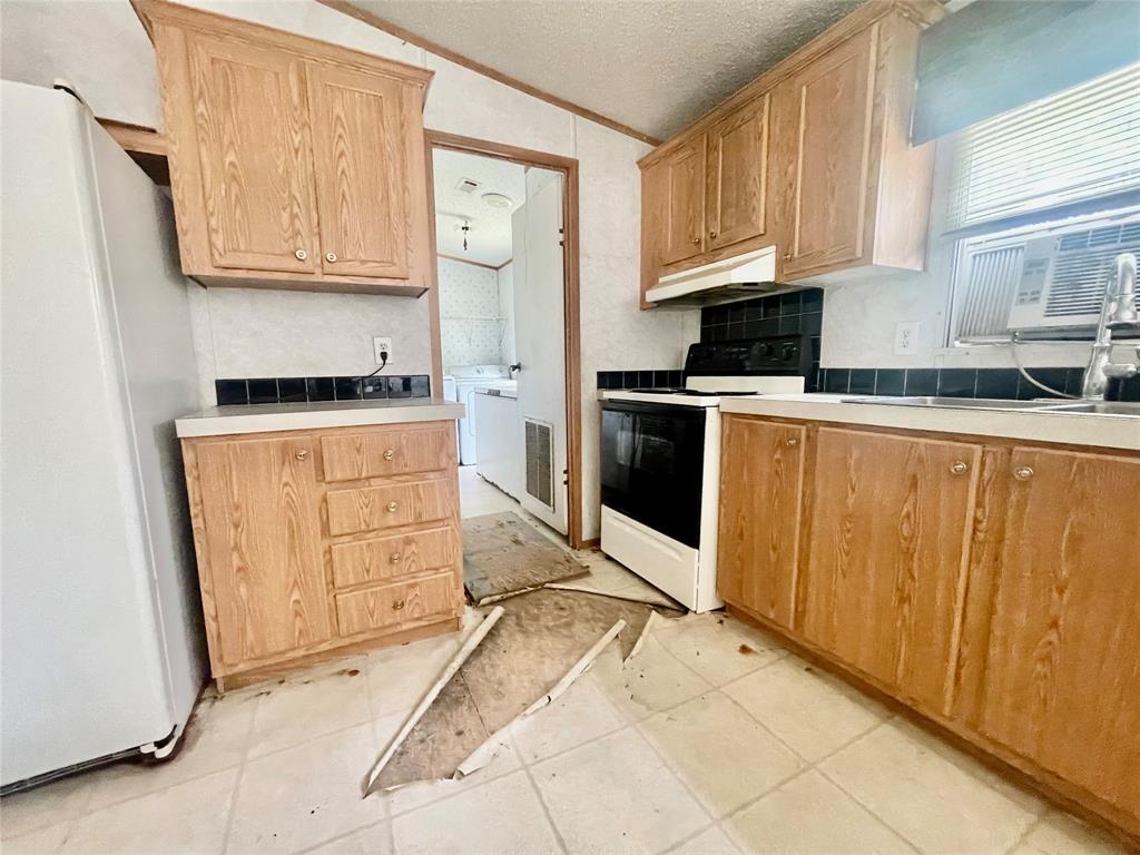 ABST: 292, SUR: R GILES - Residential