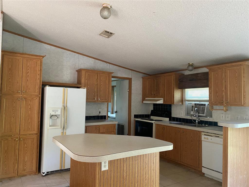 ABST: 292, SUR: R GILES - Residential