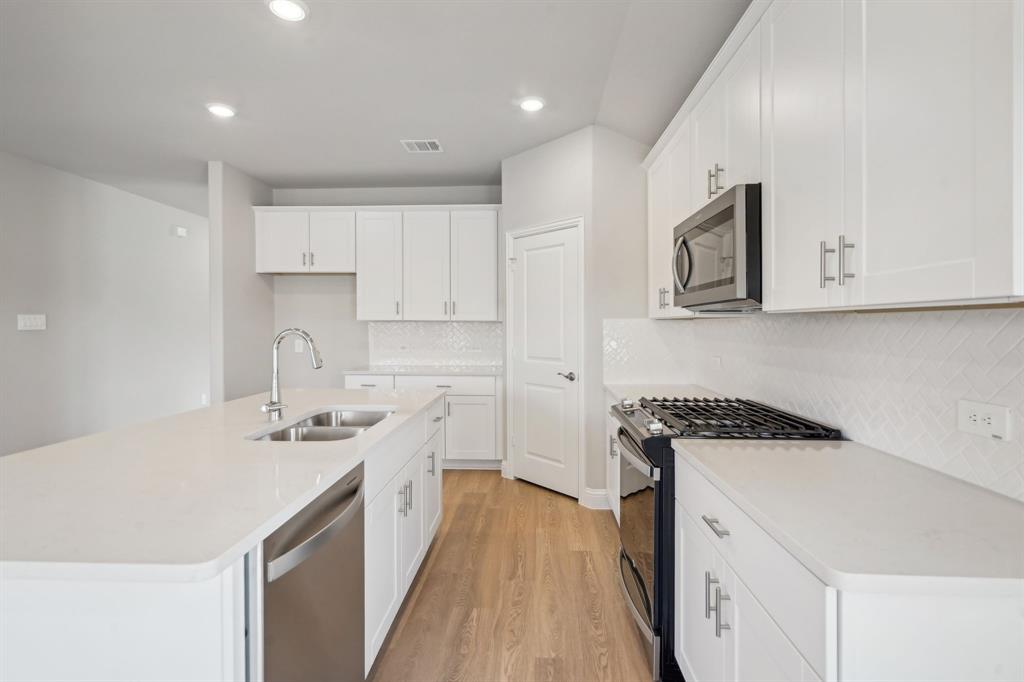 Lakehaven - Residential