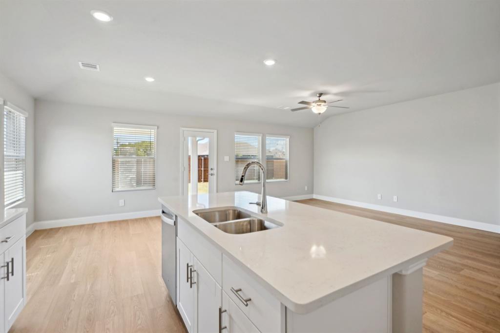 Lakehaven - Residential