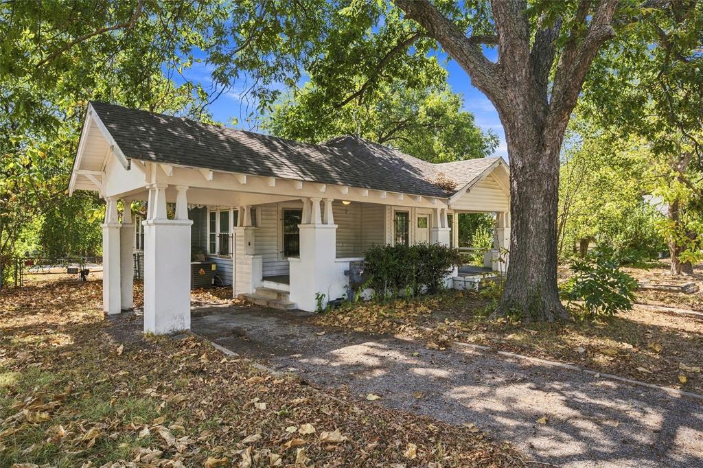 2114 lyle Avenue