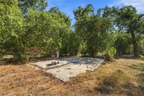 Tiny photo for 2114 lyle Avenue, Waco, TX 76708 (MLS # 21397057)