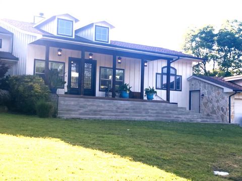 734 Monssen Parkway Dallas TX 75224