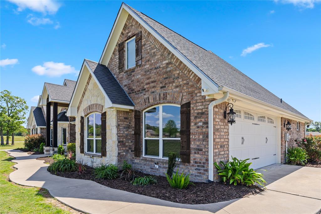 HONEYSUCKLE CREEK PH 2 & 3 - Residential