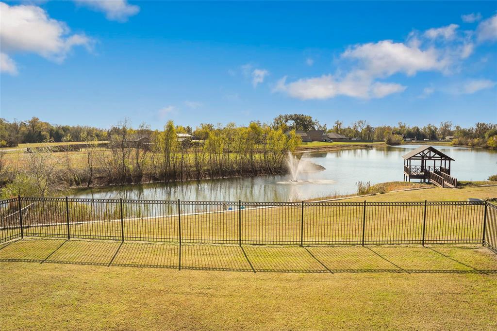 HONEYSUCKLE CREEK PH 2 & 3 - Residential