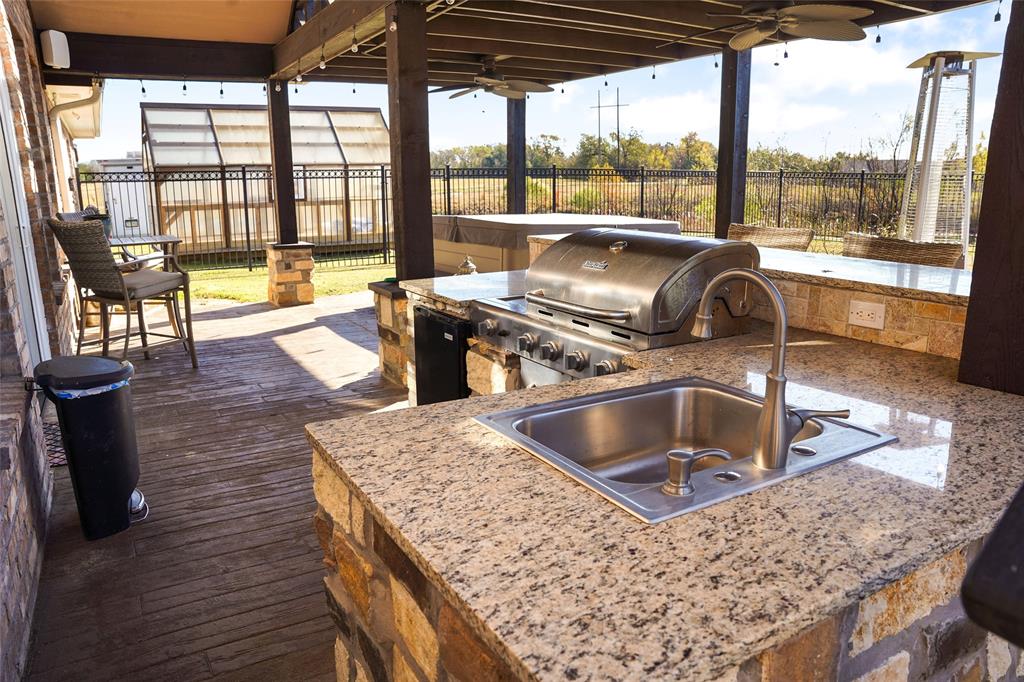 HONEYSUCKLE CREEK PH 2 & 3 - Residential