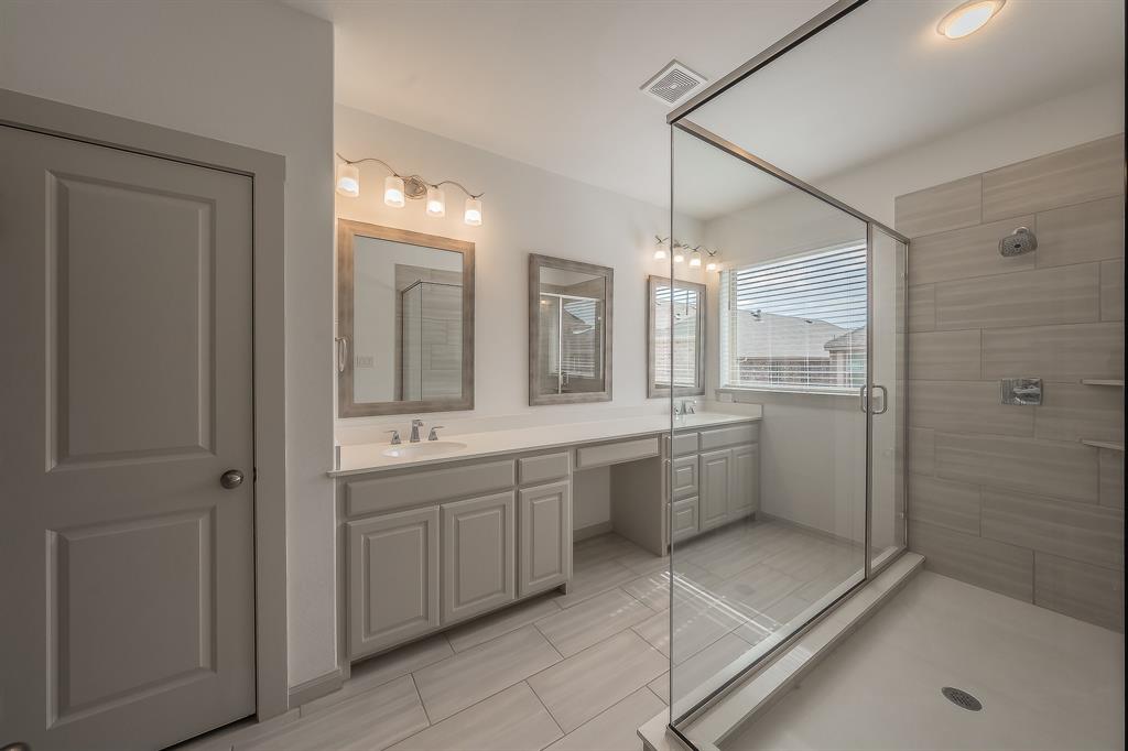 Villas at Southgate - Residential