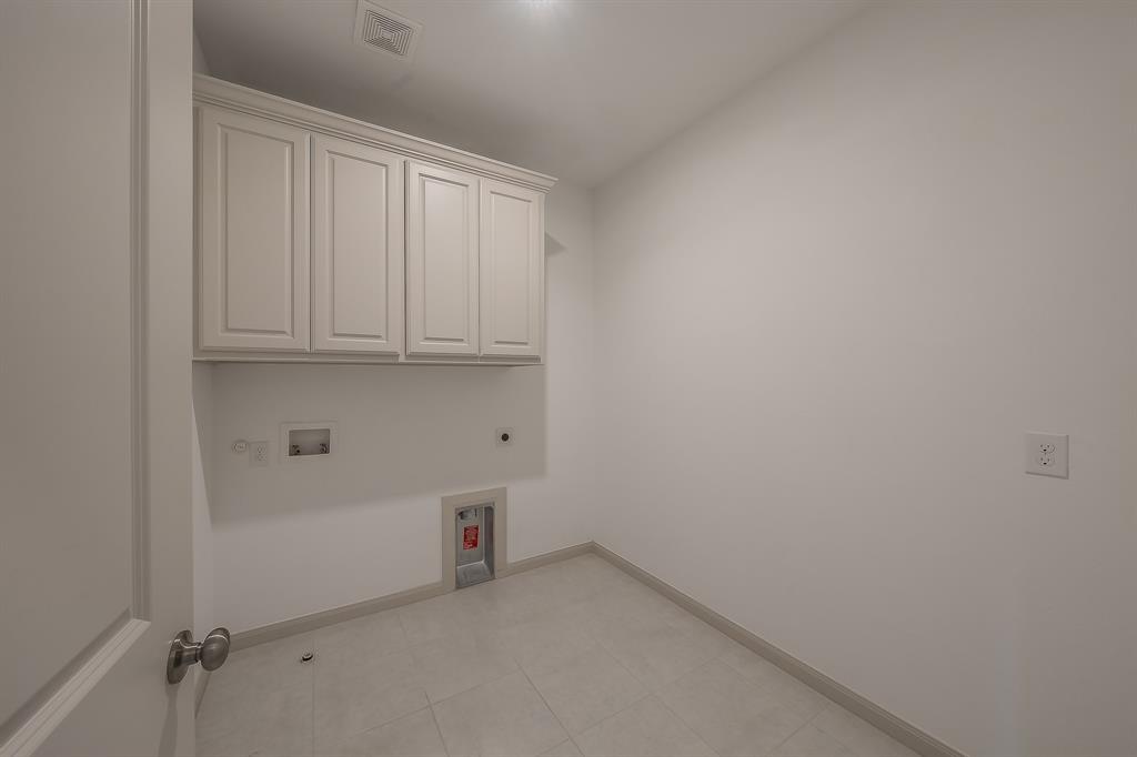 Villas at Southgate - Residential