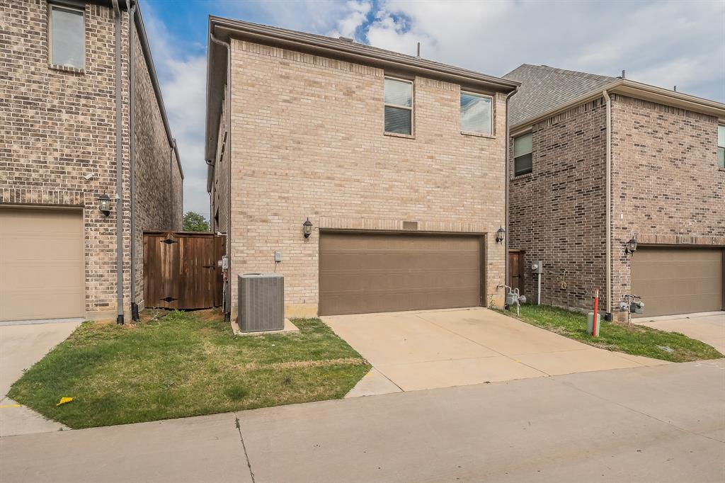 Villas at Southgate - Residential