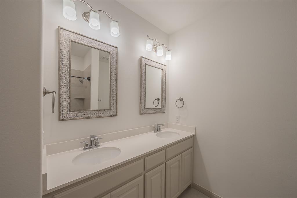Villas at Southgate - Residential