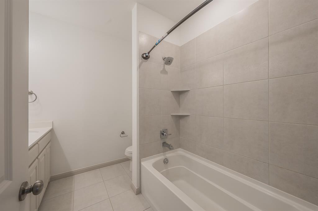 Villas at Southgate - Residential