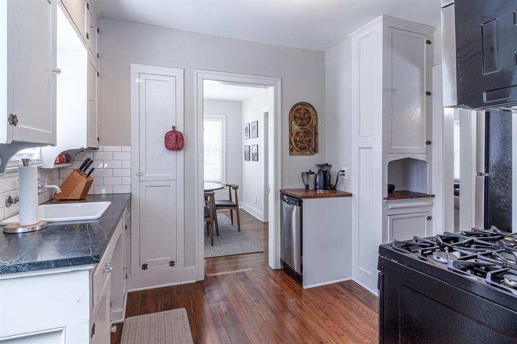 Levingston Place - Residential Lease