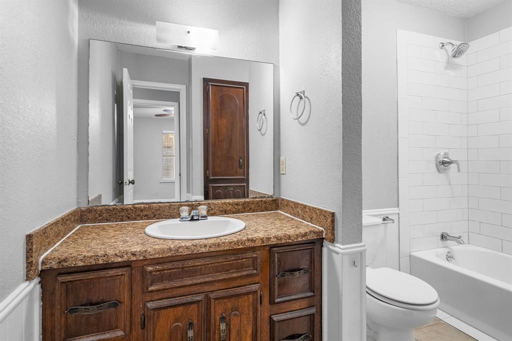 Oak Grove Addition-Hurst - Residential Lease