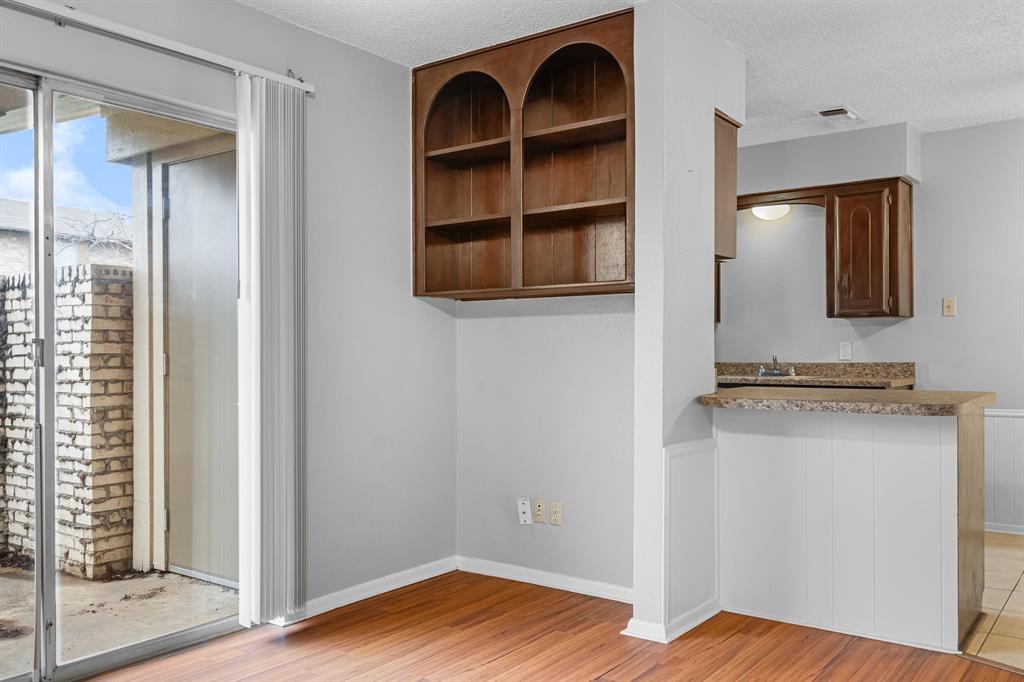 Oak Grove Addition-Hurst - Residential Lease