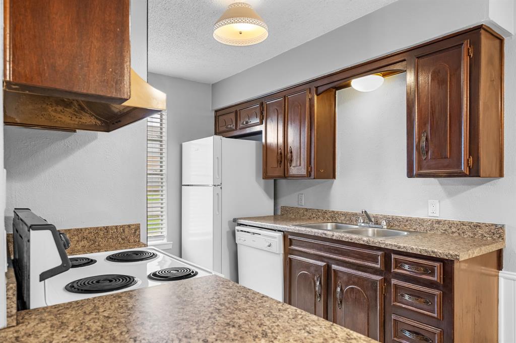 Oak Grove Addition-Hurst - Residential Lease