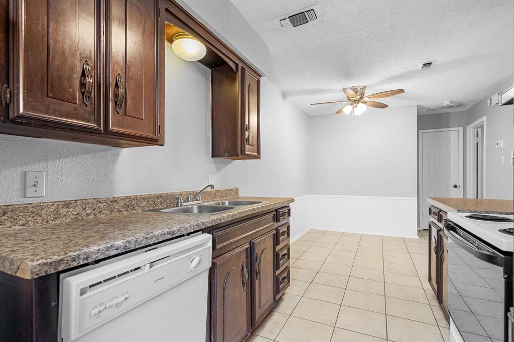 Oak Grove Addition-Hurst - Residential Lease