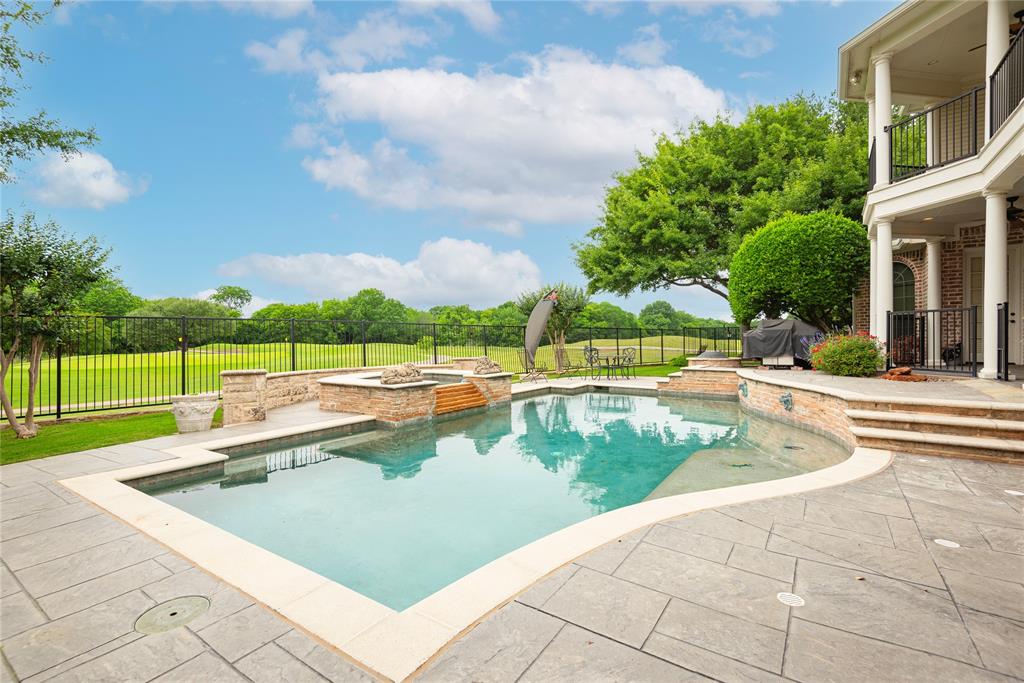 807 Glen Rose Drive