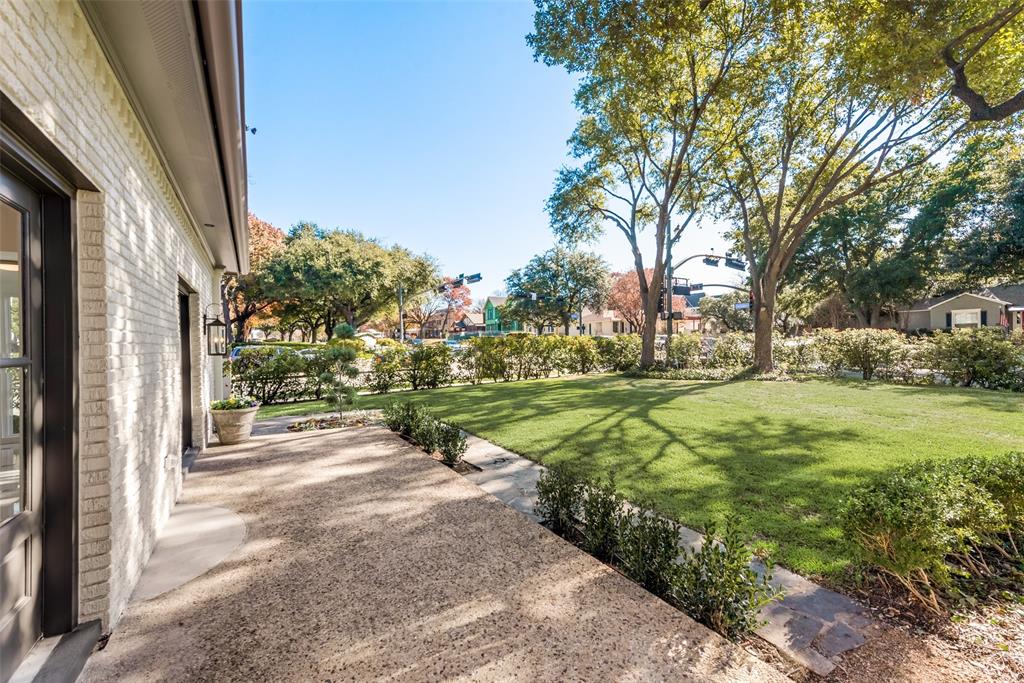 Walkers - Residential Lease