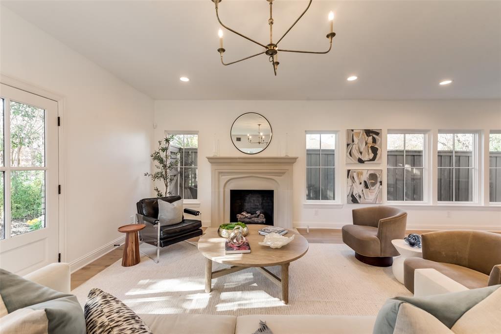 Walkers - Residential Lease