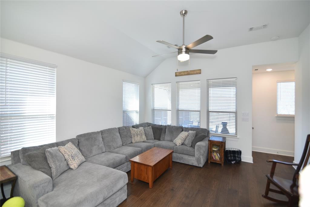 THE RESERVE - Residential