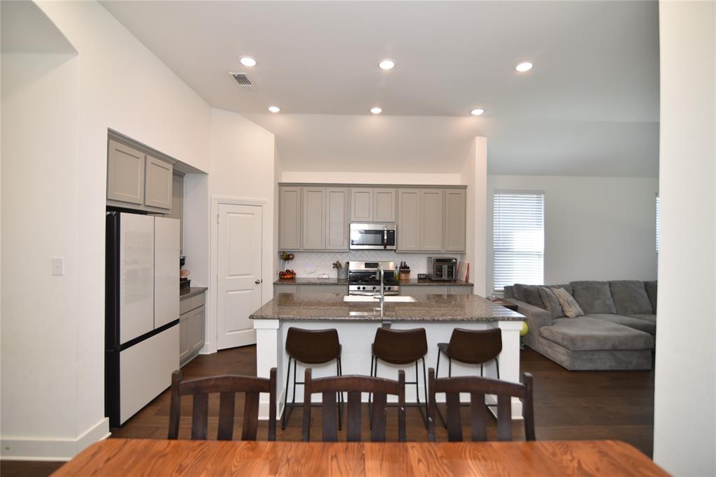 THE RESERVE - Residential