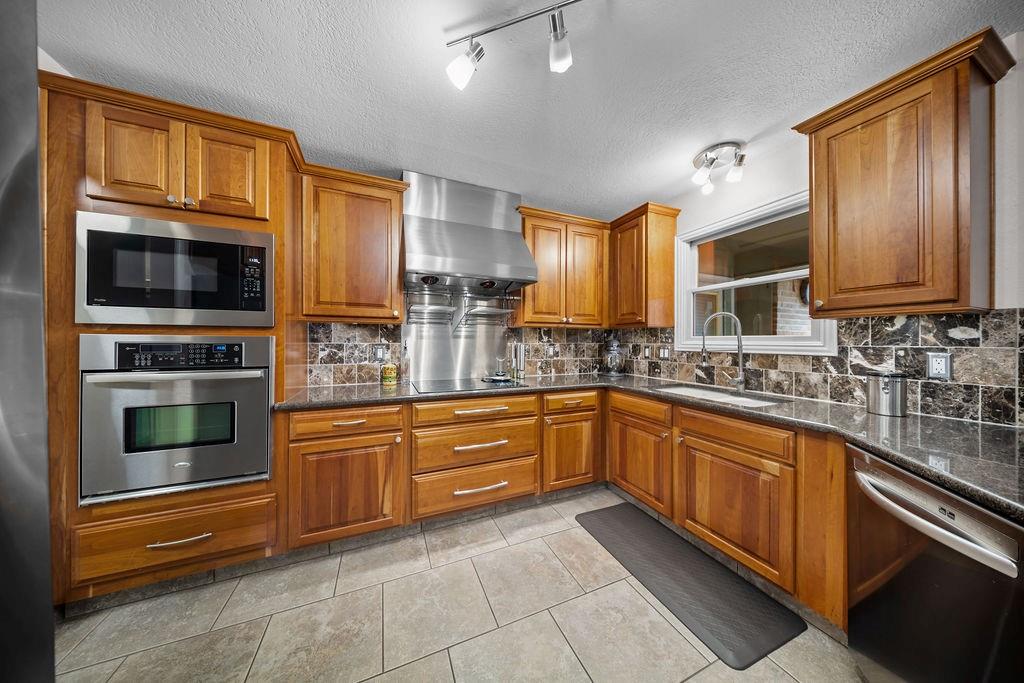 1513 Margate Lane