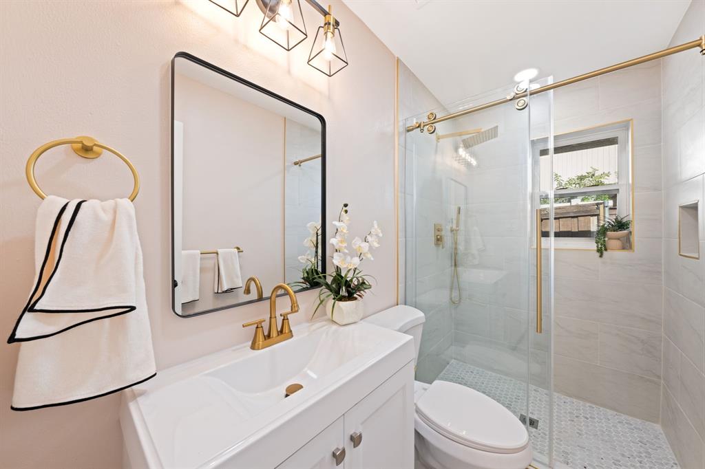 Lochwood Rev - Residential