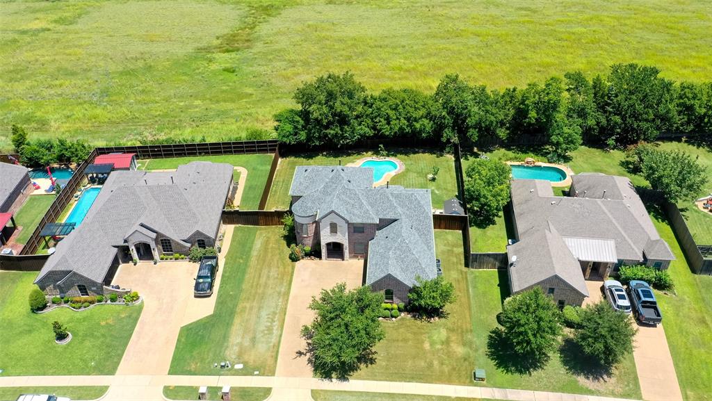 1128 Warbler Drive