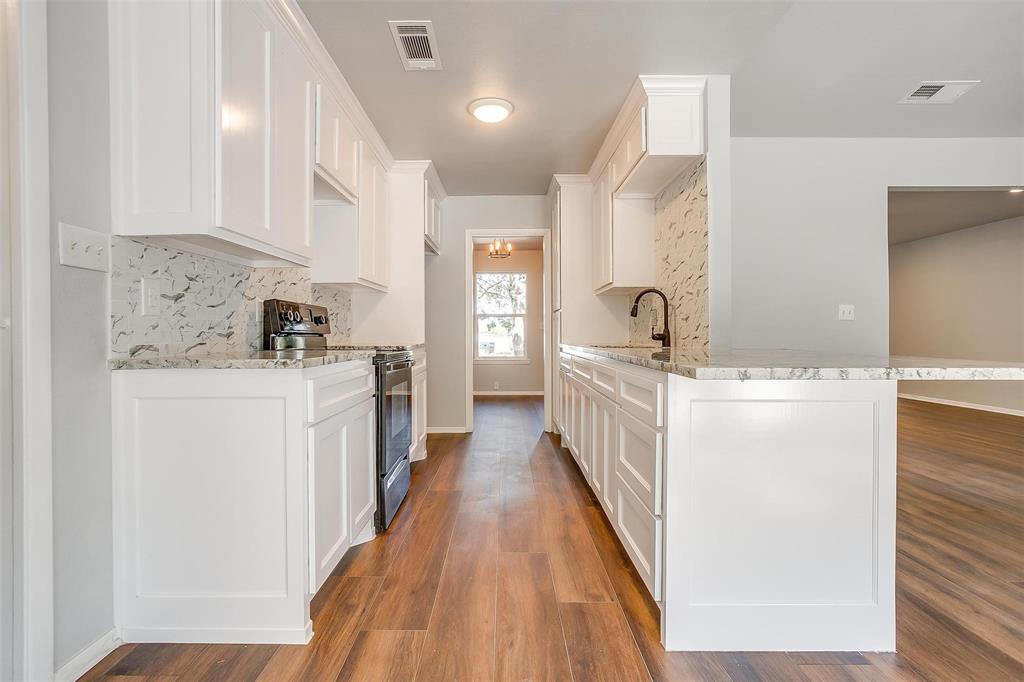 Thomas Jones Surv Abs #468 - Residential