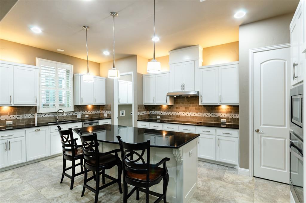 1863 Audubon Pond Way