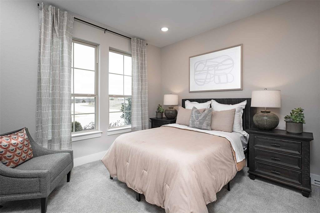2239 Shady Elm