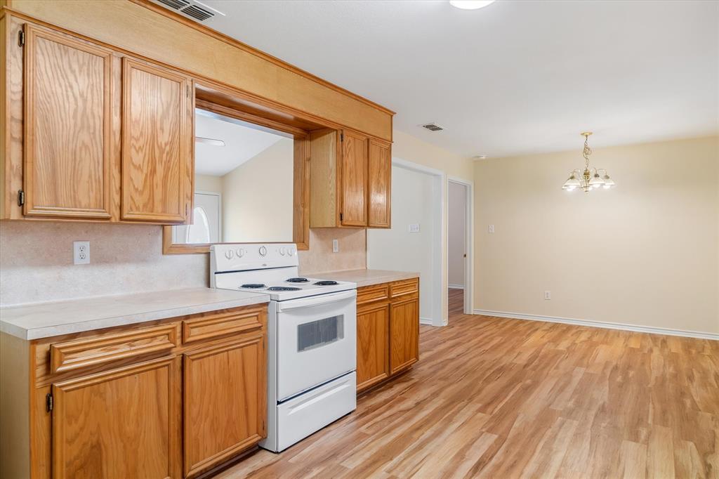 Raintree Lakes - Residential